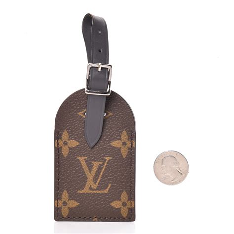 luggage tag louis vuitton